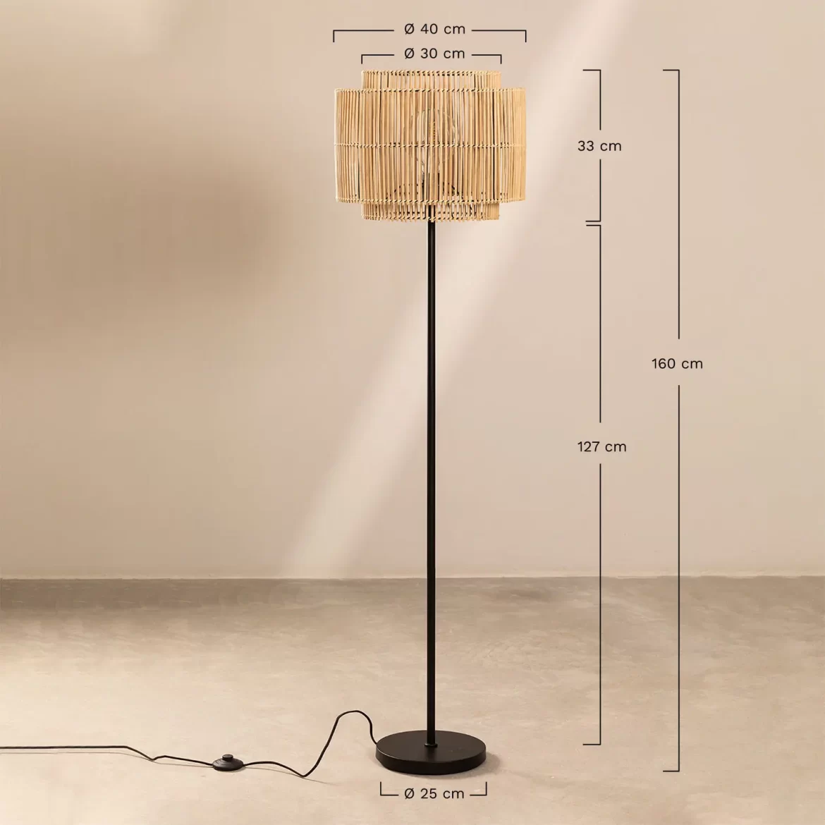 Add Elegance to Your Home With a Floor Lamp